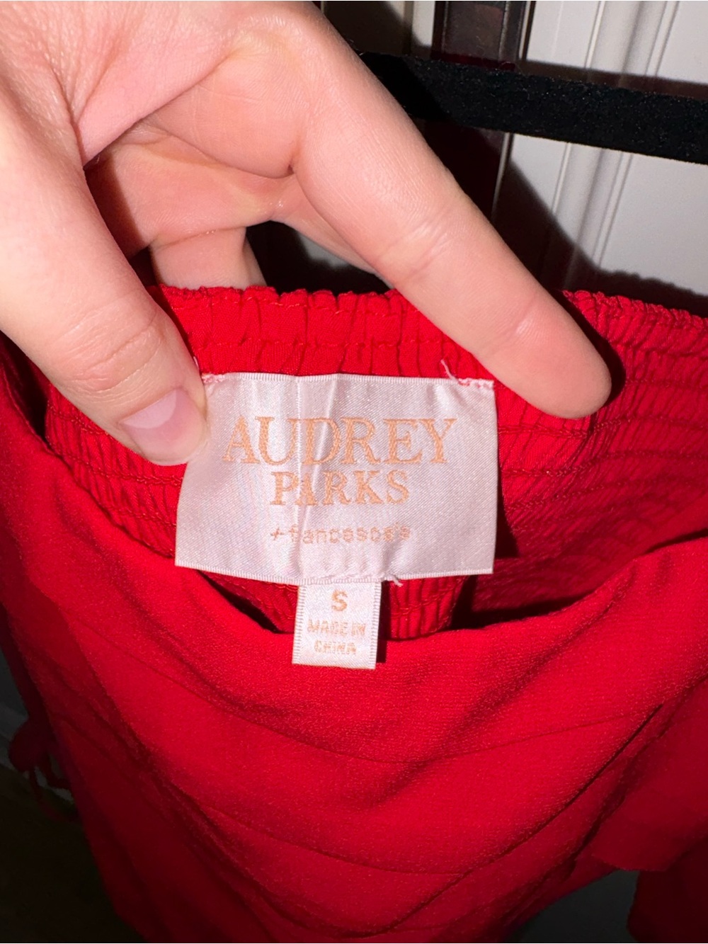 Red Square Neck Blouse - Cropped - Picture 4 of 8